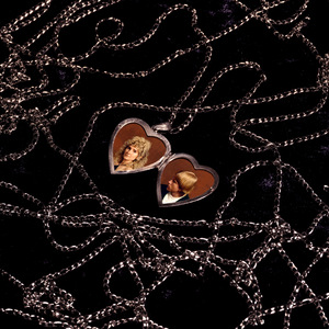 大人和女9孩做爰
